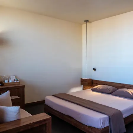 Szálloda Design Logatero 3*