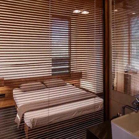 Hotel Design Logatero 3*
