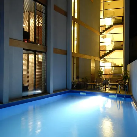 فندق ديزاين لوغاتيرو