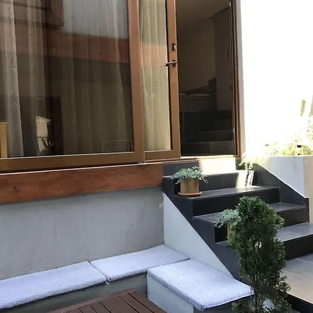 Szálloda Design Logatero