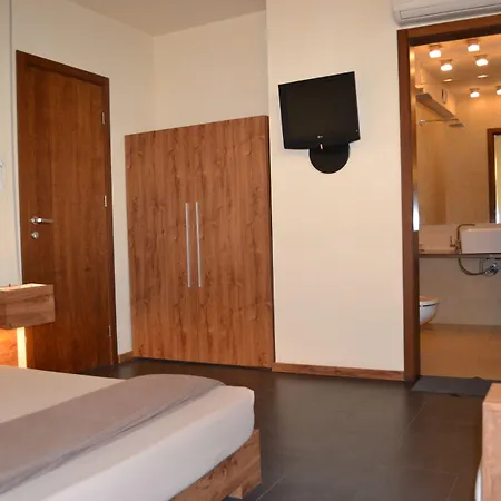 Design Logatero Szálloda 3*