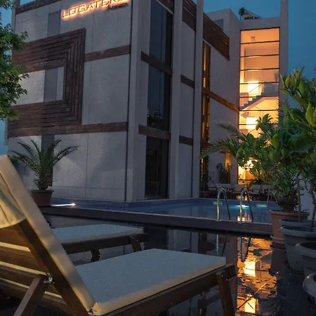 ديزاين لوغاتيرو 3*