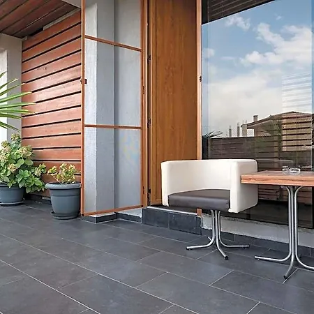 Hotel Design Logatero 3*